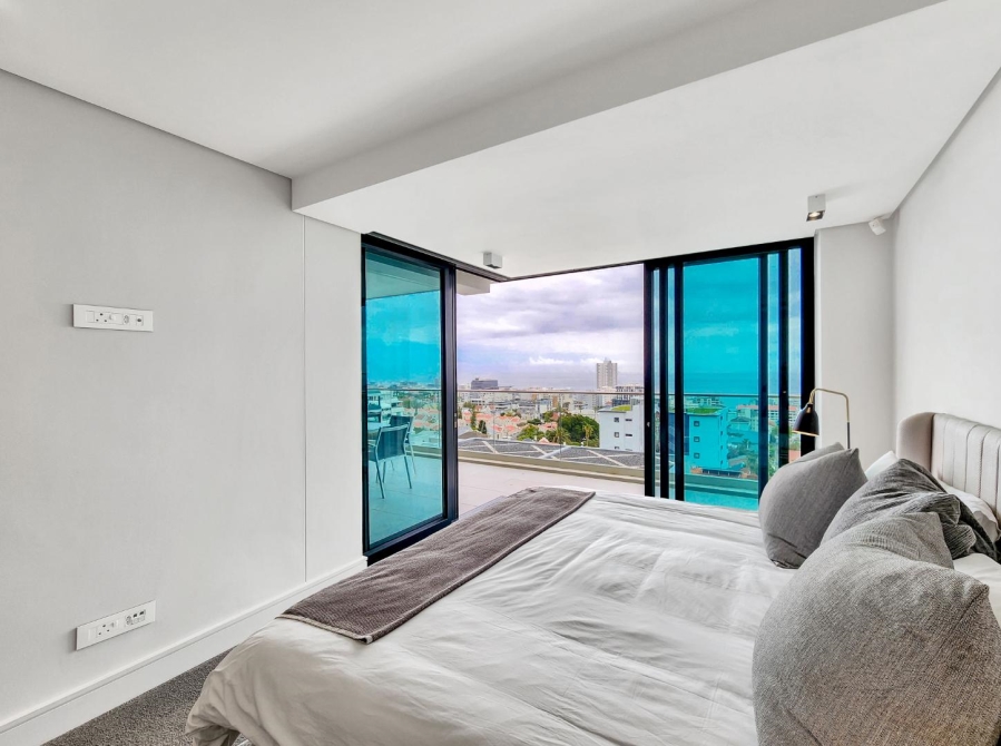 3 Bedroom Property for Sale in Sea Point Western Cape